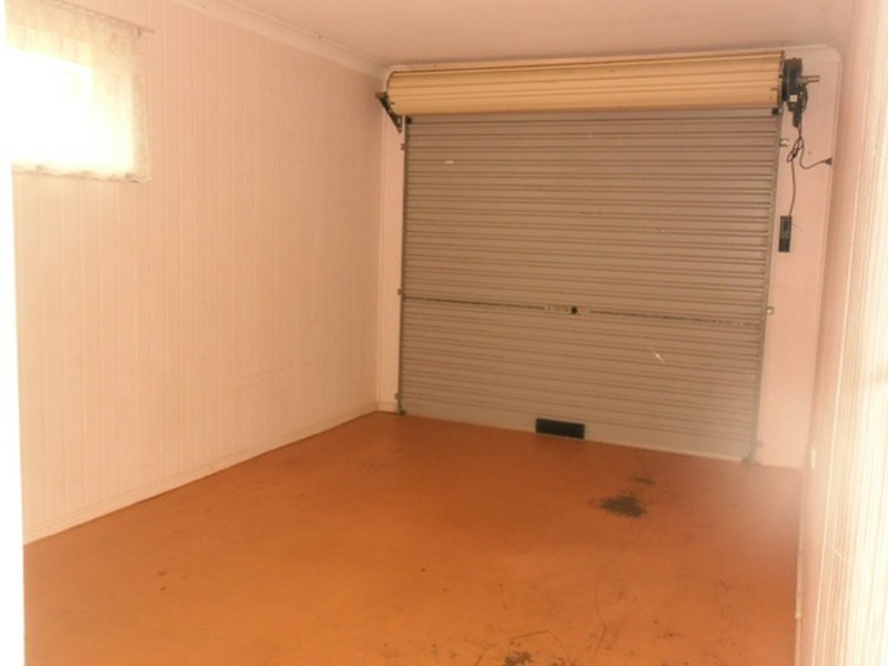 13 Martin Place, Kingaroy QLD 4610