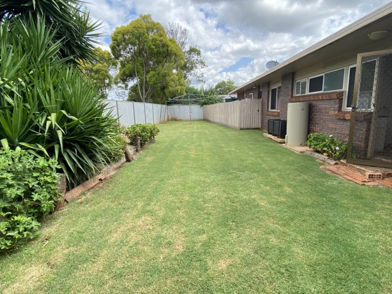 13 A Booth, Kingaroy QLD 4610