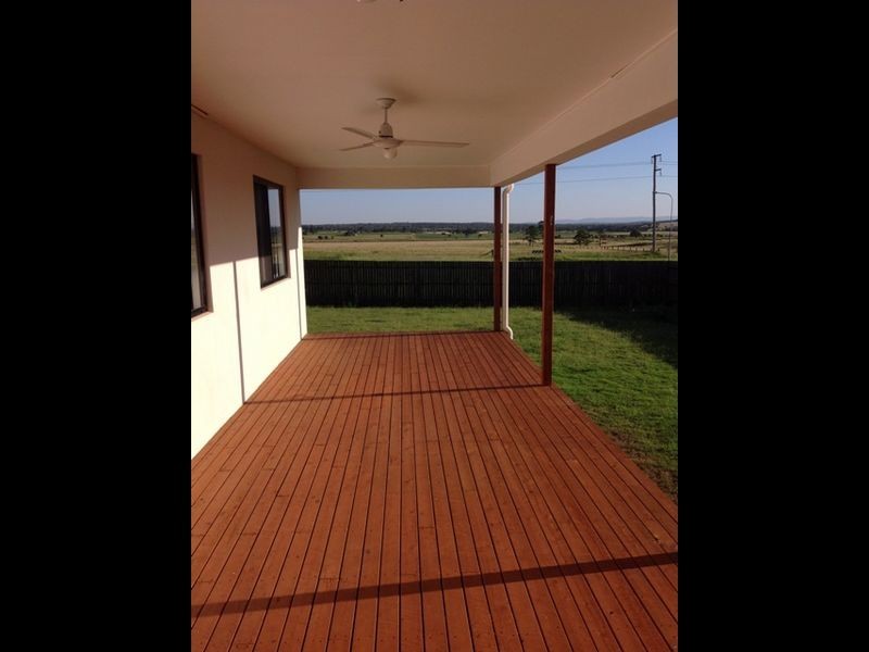 85 Buckingham Street, Kingaroy QLD 4610