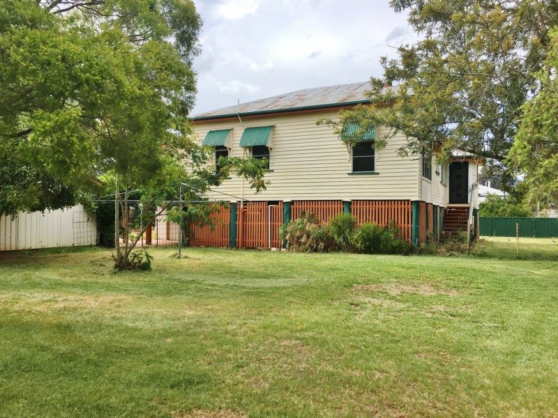 35 Belle Street, Kingaroy QLD 4610