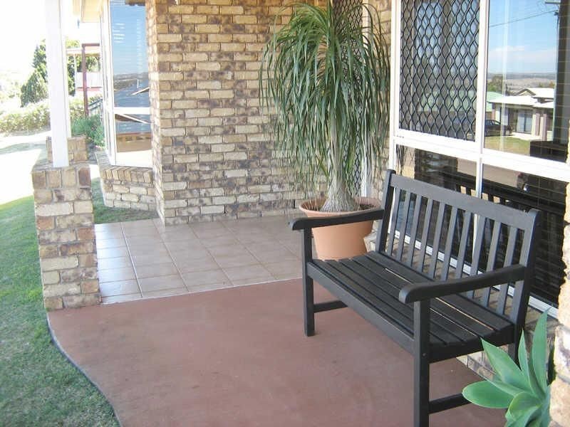 20 Adermann Dve, Kingaroy QLD 4610