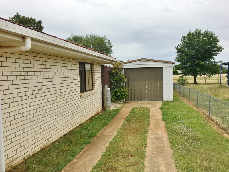 12 Windsor Circle, Kingaroy QLD 4610