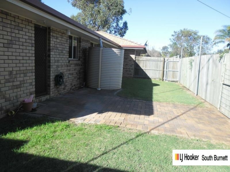 Unit 2/23 Martin Place, Kingaroy QLD 4610