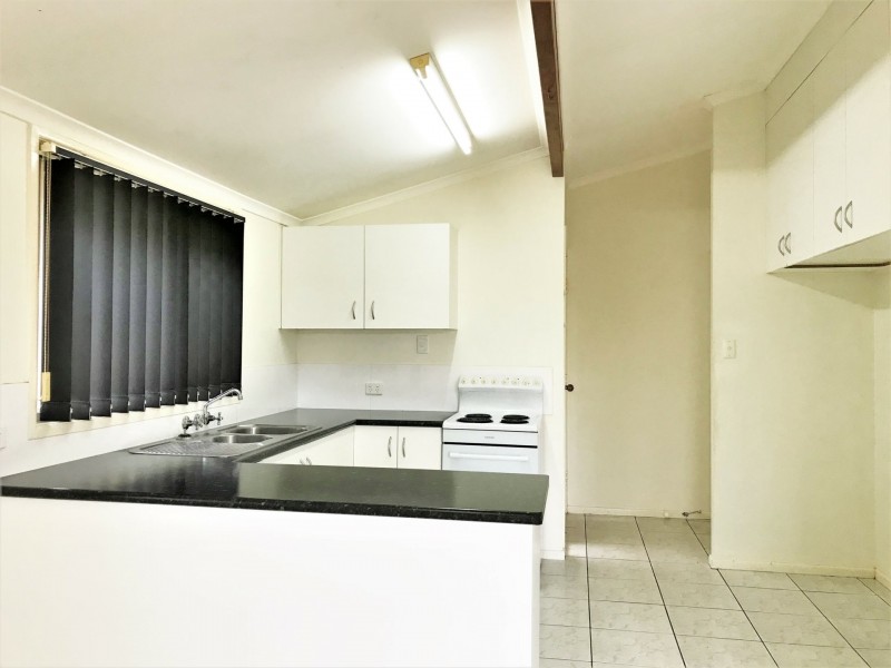 20 Windsor Circle, Kingaroy QLD 4610