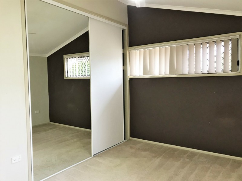 20 Windsor Circle, Kingaroy QLD 4610