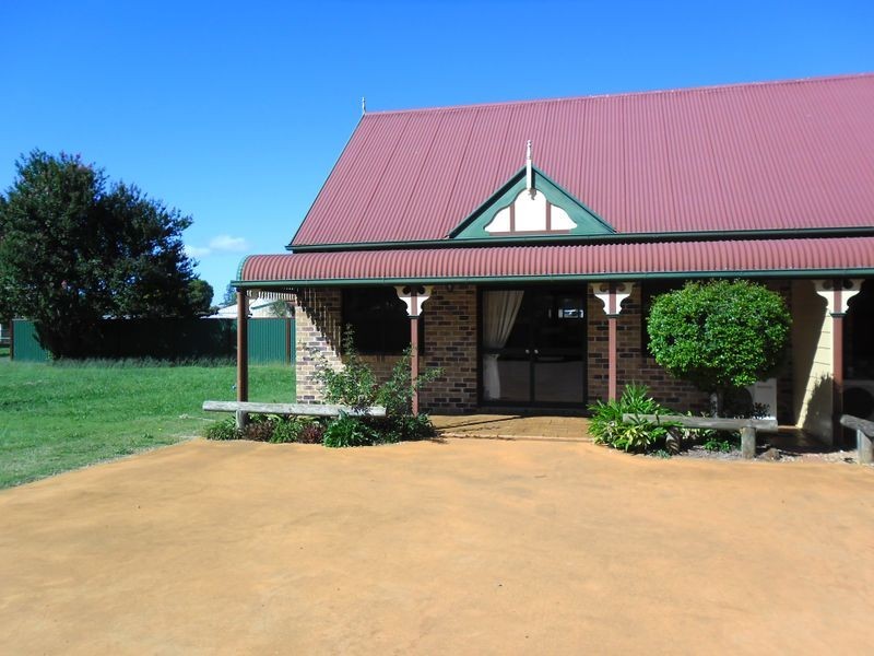 Unit 2/36 Walter Road, Kingaroy QLD 4610