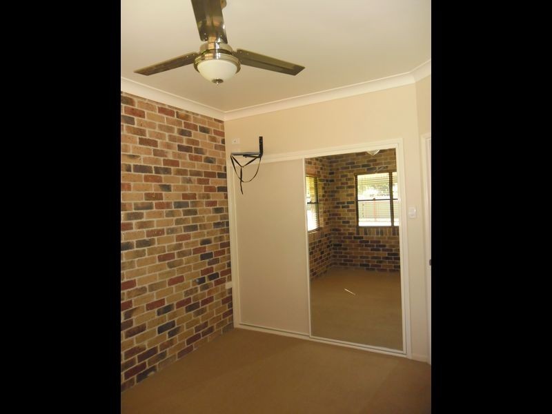 Unit 2/36 Walter Road, Kingaroy QLD 4610