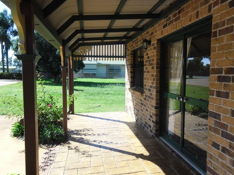 Unit 2/36 Walter Road, Kingaroy QLD 4610