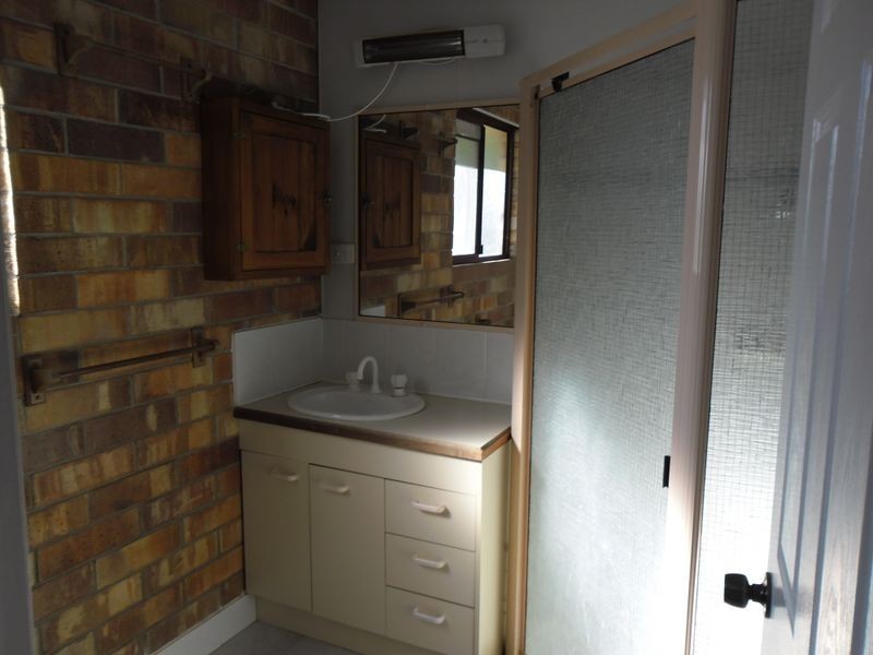 Unit 3/1 Kent Street, Kingaroy QLD 4610