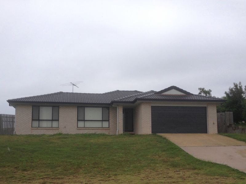 27 Banksia Drive, Kingaroy QLD 4610