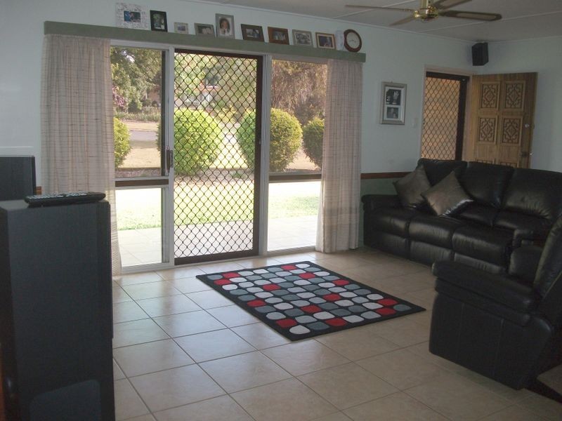 98-100 Moore Street, Kingaroy QLD 4610