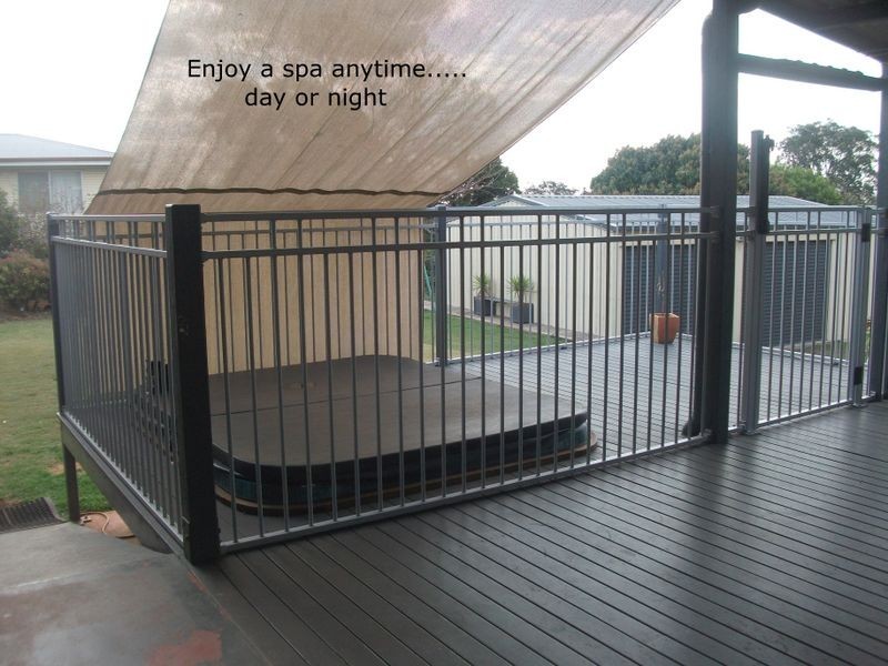 98-100 Moore Street, Kingaroy QLD 4610