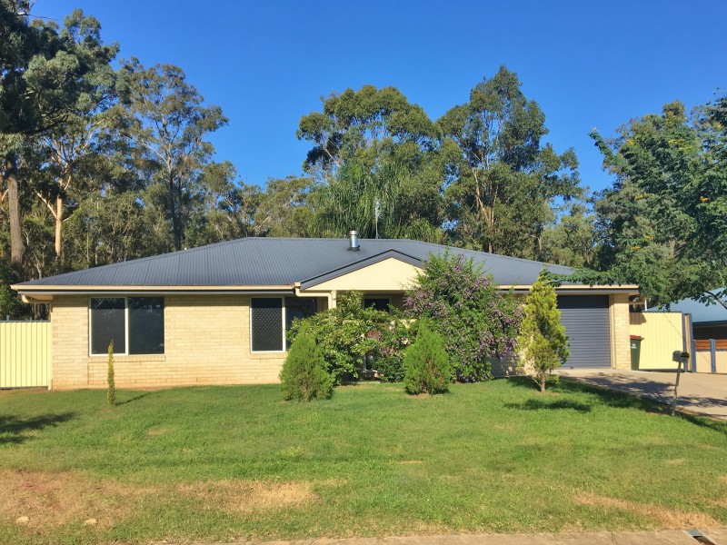 10 Dalkeith Street, Nanango QLD 4615