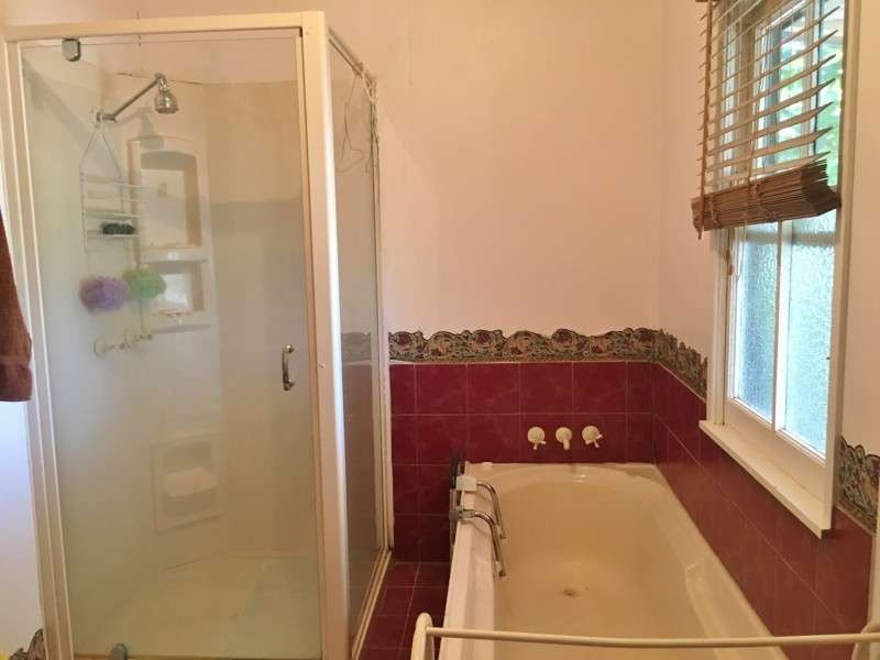 228 McAuliffes Road, Booie QLD 4610