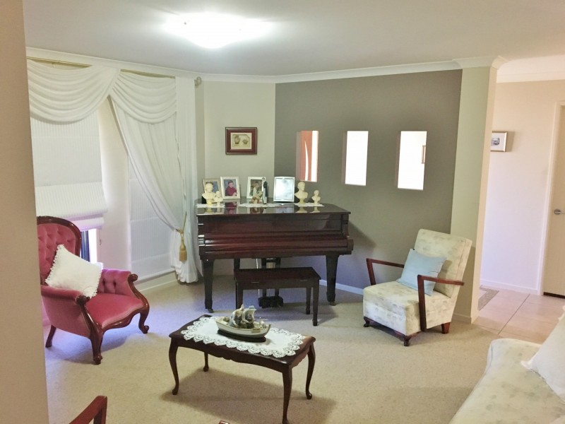 19 Darryl Crescent, Kingaroy QLD 4610