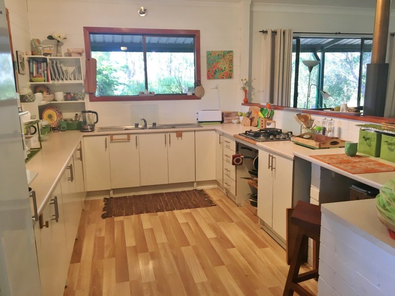 21 Lysdale Road, Wondai QLD 4606