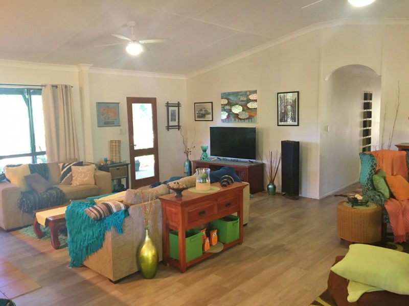 21 Lysdale Road, Wondai QLD 4606