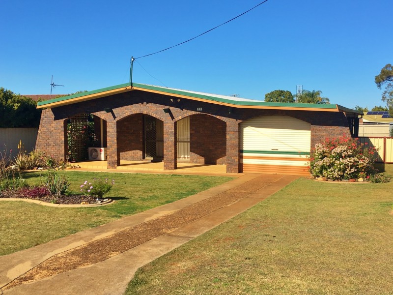 11 Buckingham Street, Kingaroy QLD 4610