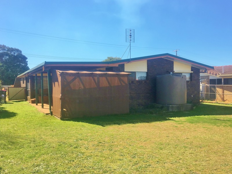 11 Buckingham Street, Kingaroy QLD 4610