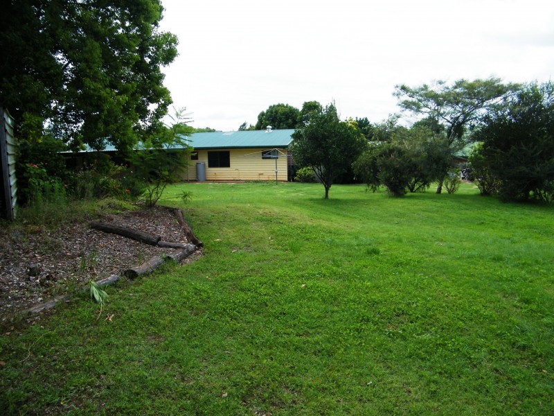 31 Tessmanns Road, Kingaroy QLD 4610