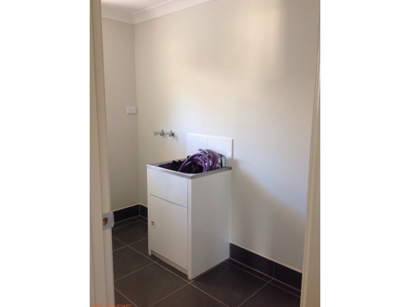 9 Prince Street, Memerambi QLD 4610
