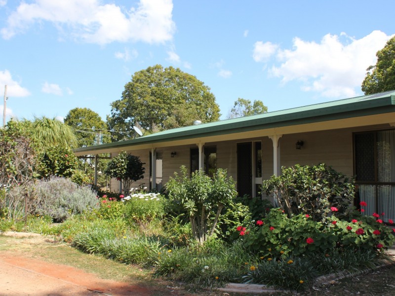 31 Tessmanns Road, Kingaroy QLD 4610