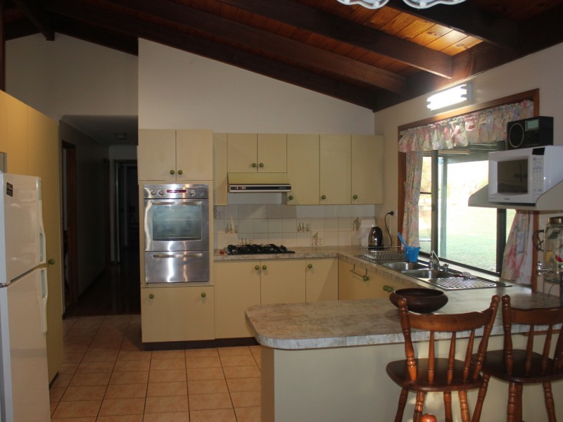 31 Tessmanns Road, Kingaroy QLD 4610