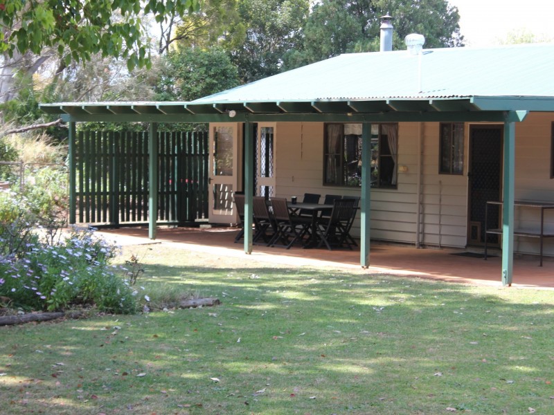 31 Tessmanns Road, Kingaroy QLD 4610
