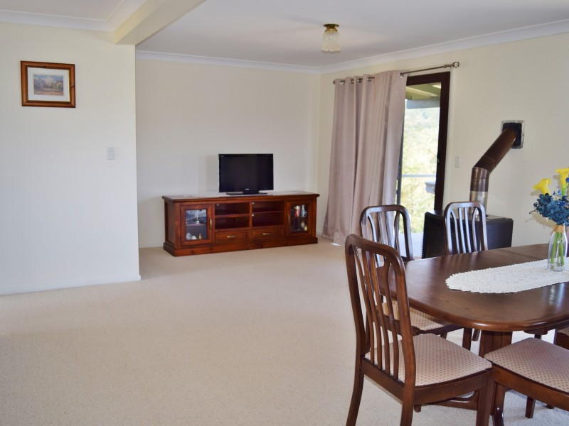 49 Bowerbird Lane, Bunya Mountains QLD 4405
