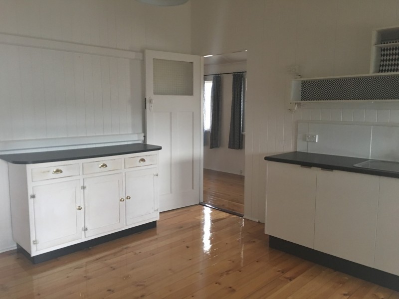 7 Jean Street, Kingaroy QLD 4610