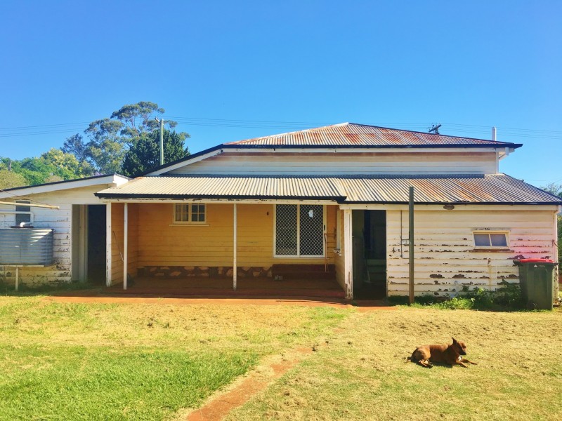 4 Gladys Street, Kingaroy QLD 4610