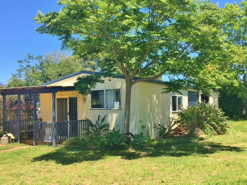 27 Norman Street, Kingaroy QLD 4610