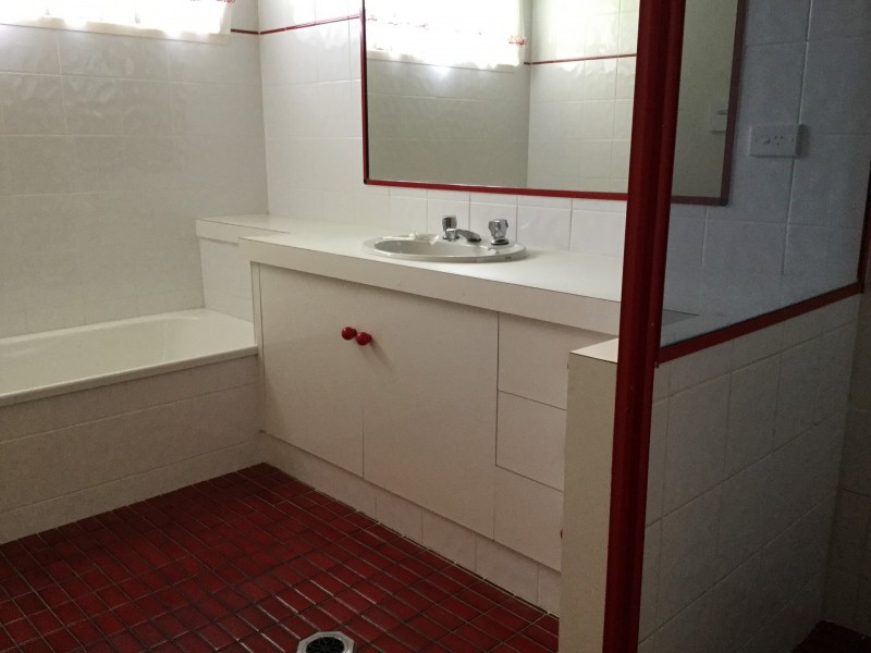 6 Cowie Drive, Kingaroy QLD 4610