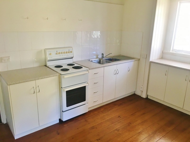 4 Glady’s Street, Kingaroy QLD 4610