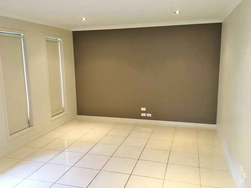 4 Darryl Crescent, Kingaroy QLD 4610