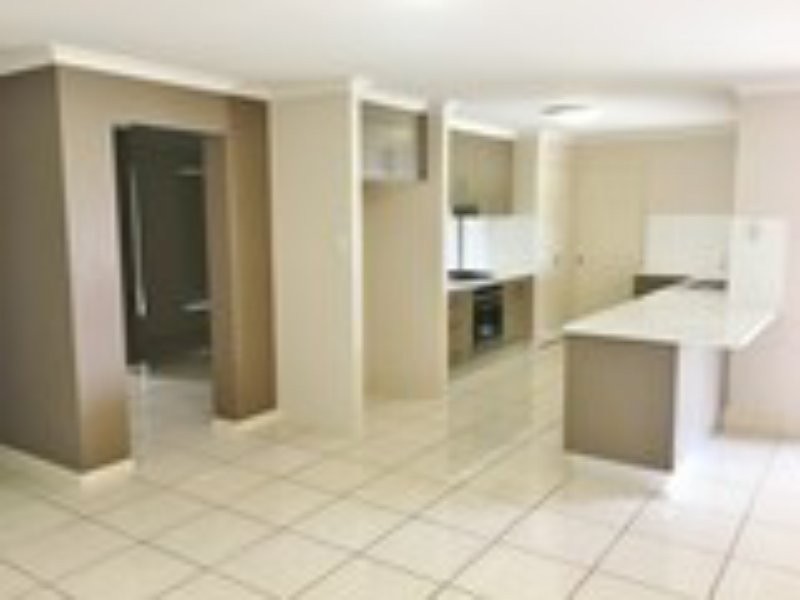 4 Darryl Crescent, Kingaroy QLD 4610