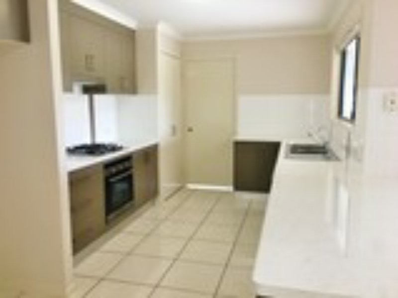 4 Darryl Crescent, Kingaroy QLD 4610