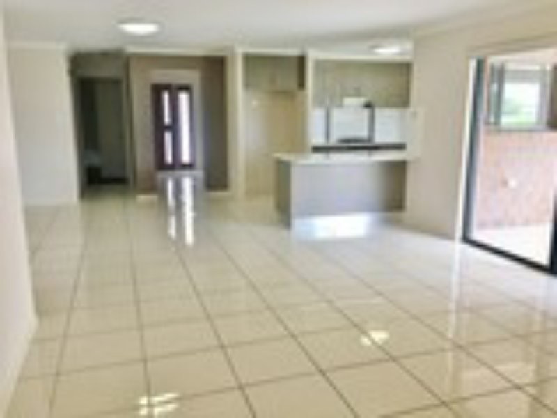 4 Darryl Crescent, Kingaroy QLD 4610