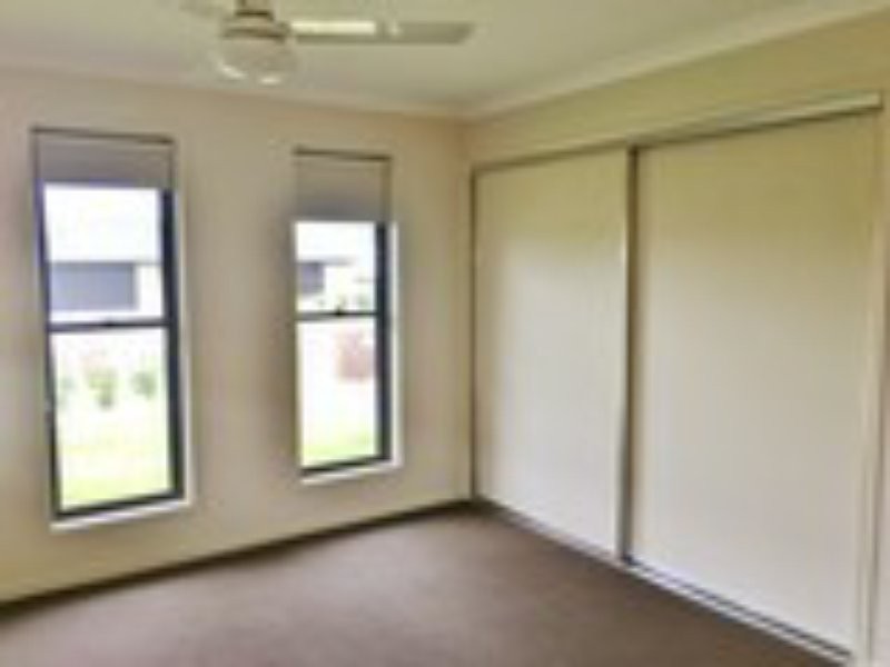 4 Darryl Crescent, Kingaroy QLD 4610