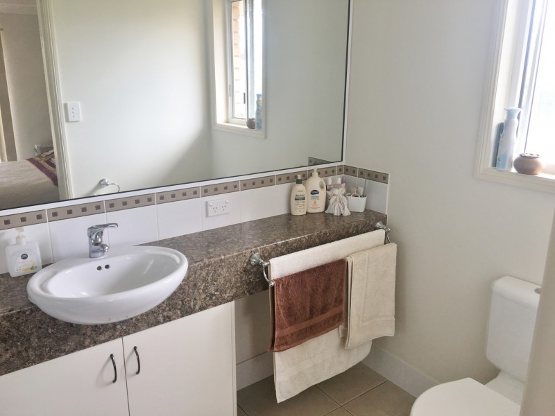 2 Pine Court, Kingaroy QLD 4610