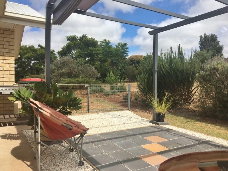 2 Pine Court, Kingaroy QLD 4610