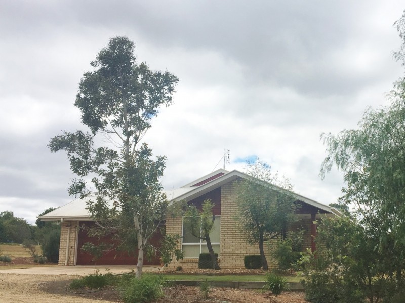 2 Pine Court, Kingaroy QLD 4610