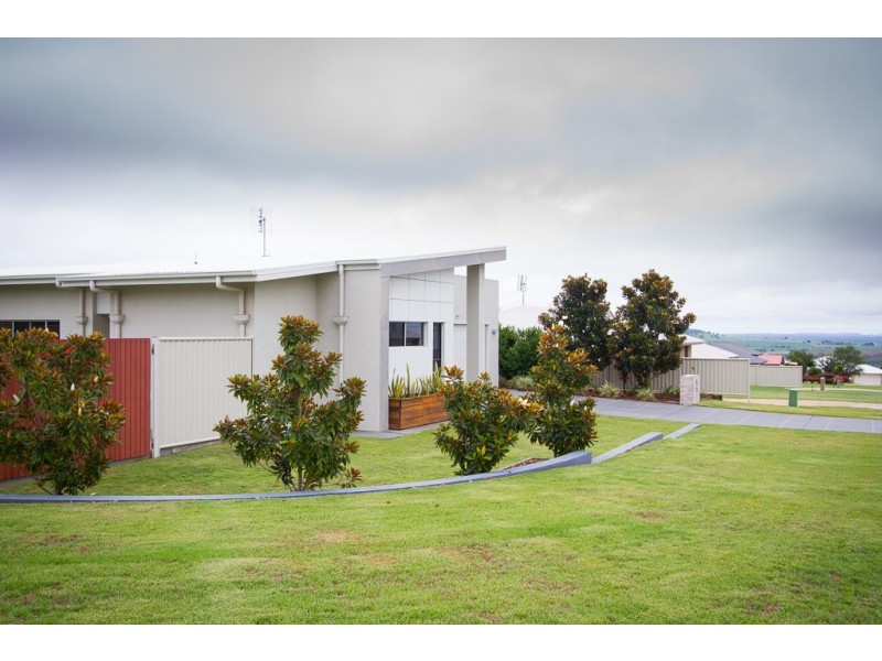 13 Nobby Way, Kingaroy QLD 4610