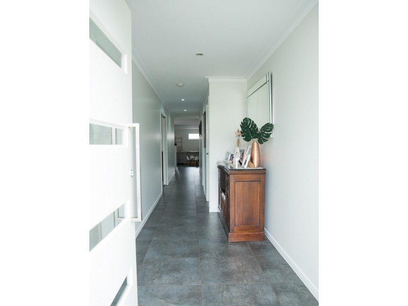 13 Nobby Way, Kingaroy QLD 4610