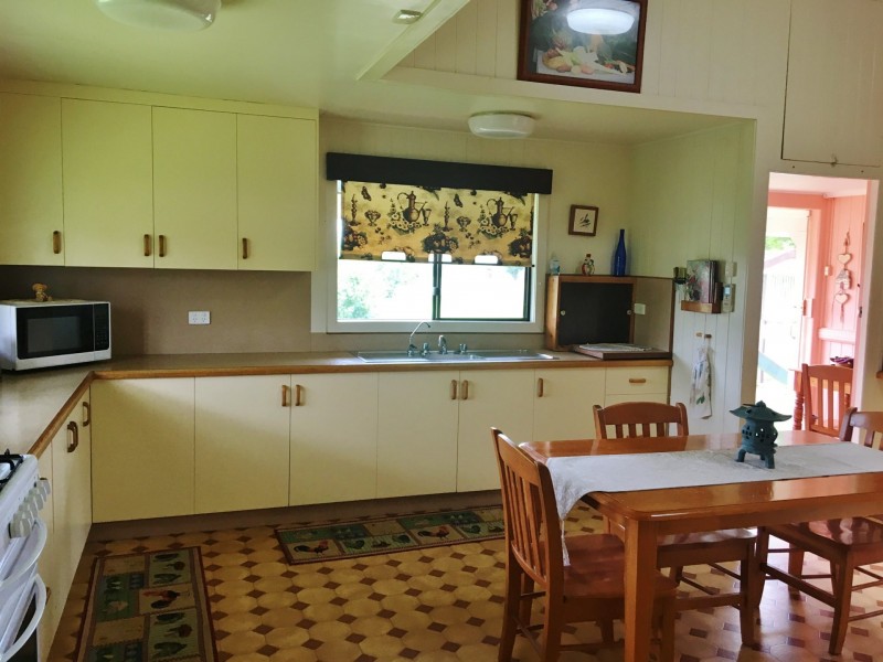 11 Collier Street, Kumbia QLD 4610