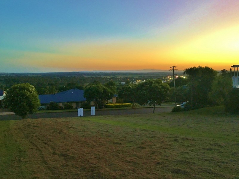 36 Adermann Drive, Kingaroy QLD 4610