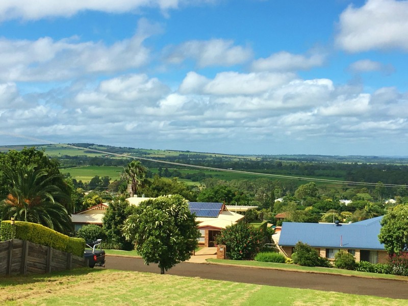 36 Adermann Drive, Kingaroy QLD 4610