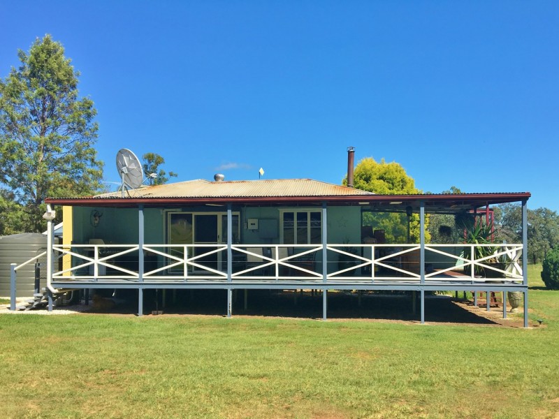 10 Weeks Road, Goodger QLD 4610