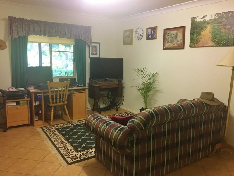 10 Matthew Street, Kingaroy QLD 4610