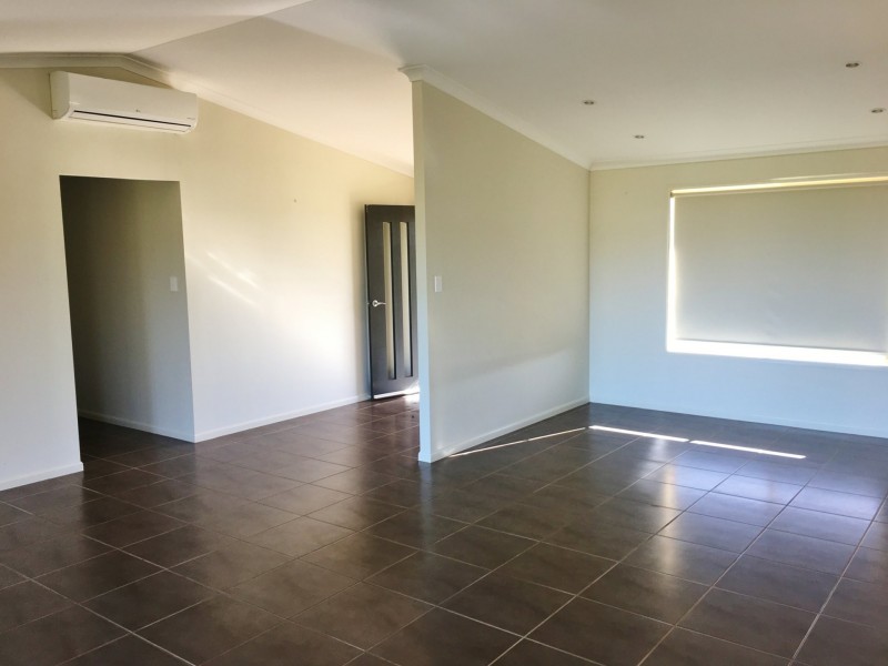 77-79 Rosella Parade, Kingaroy QLD 4610